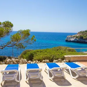 https://beautiful-private-villa-on-the-sea.balearic-islands.net